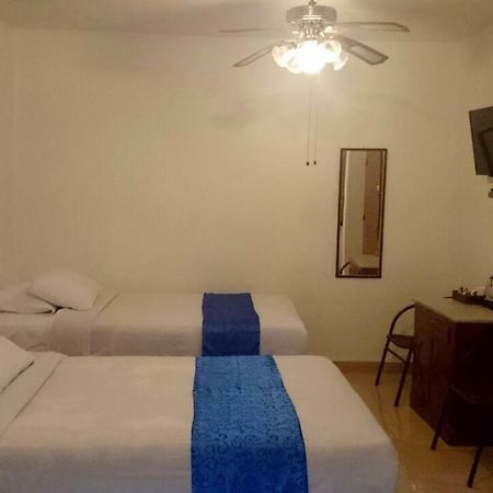 Isro Guesthouse Syariah Kepanjen 외부 사진